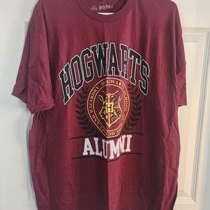 Hogwarts Alumni T-Shirt